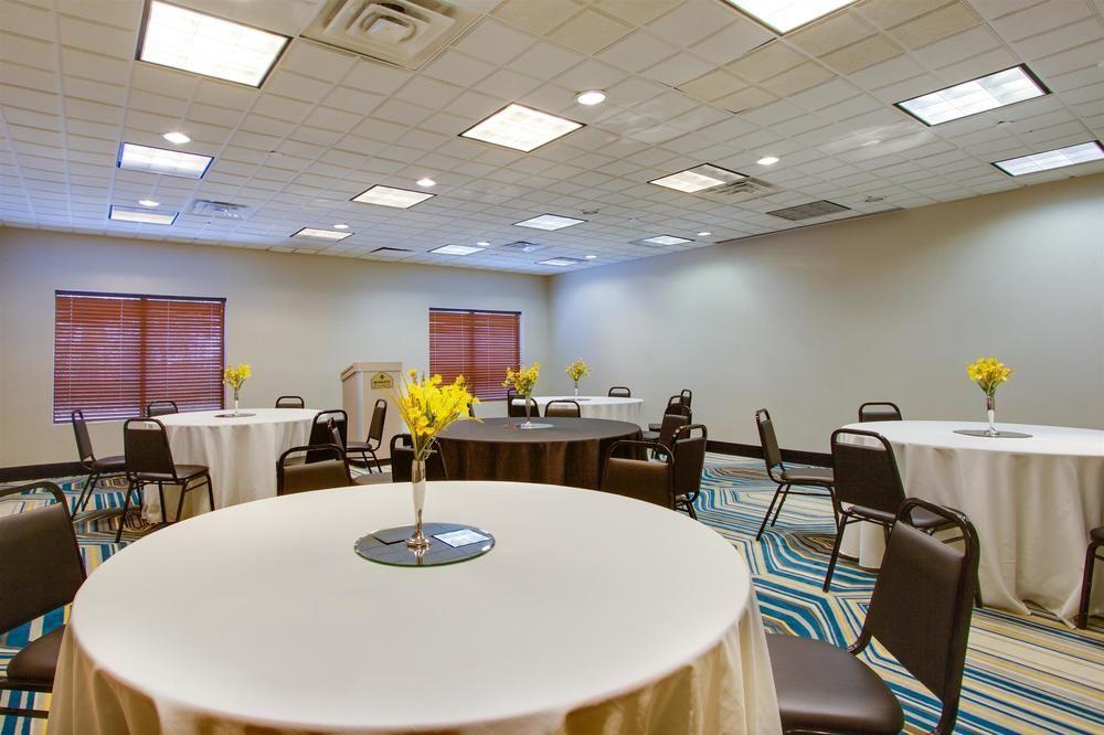 Fairfield Inn & Suites By Marriott Virginia Beach/Norfolk Airport Экстерьер фото