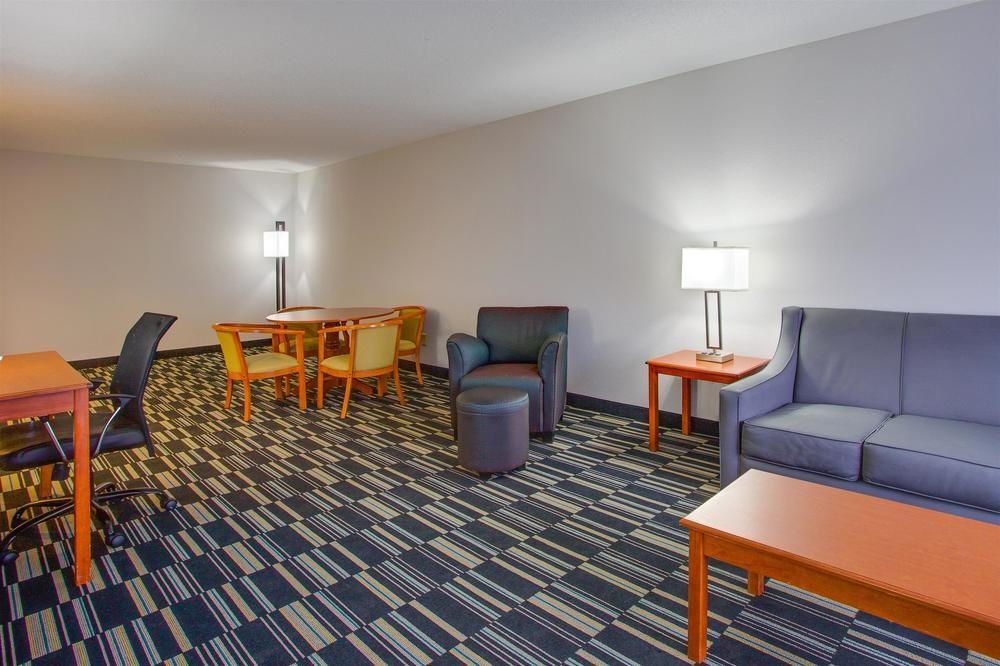 Fairfield Inn & Suites By Marriott Virginia Beach/Norfolk Airport Экстерьер фото