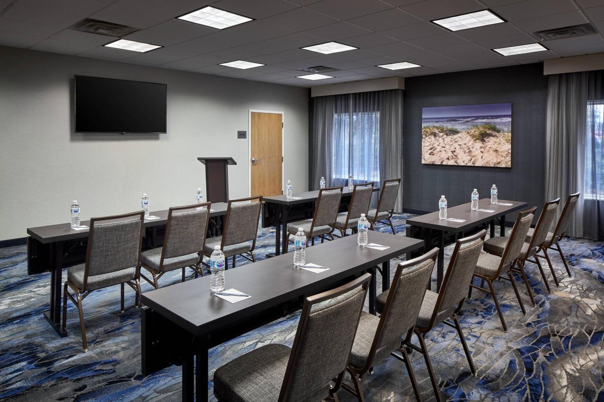 Fairfield Inn & Suites By Marriott Virginia Beach/Norfolk Airport Экстерьер фото