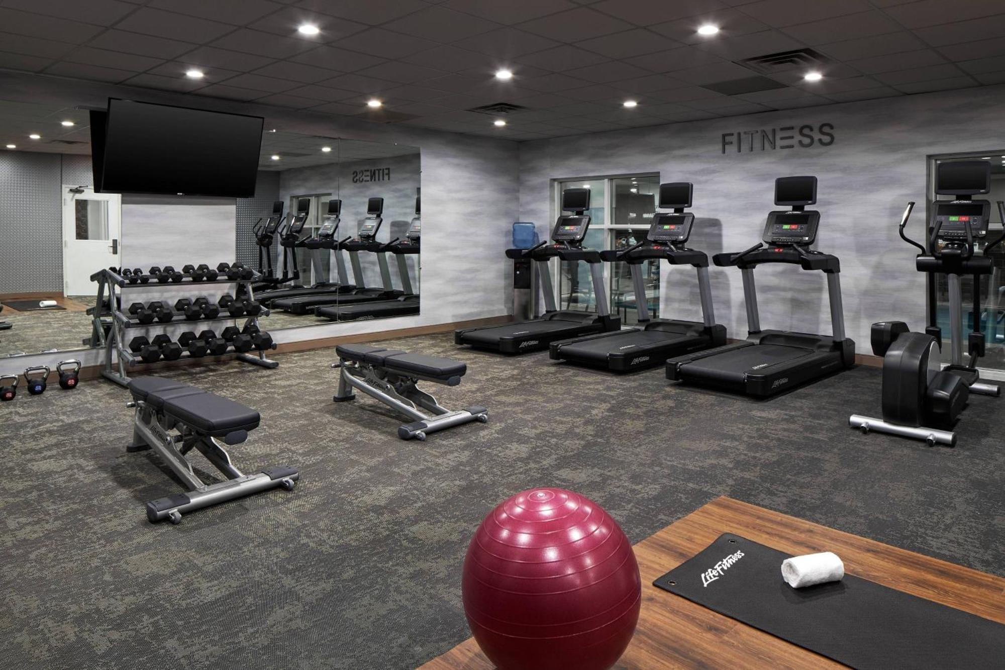 Fairfield Inn & Suites By Marriott Virginia Beach/Norfolk Airport Экстерьер фото
